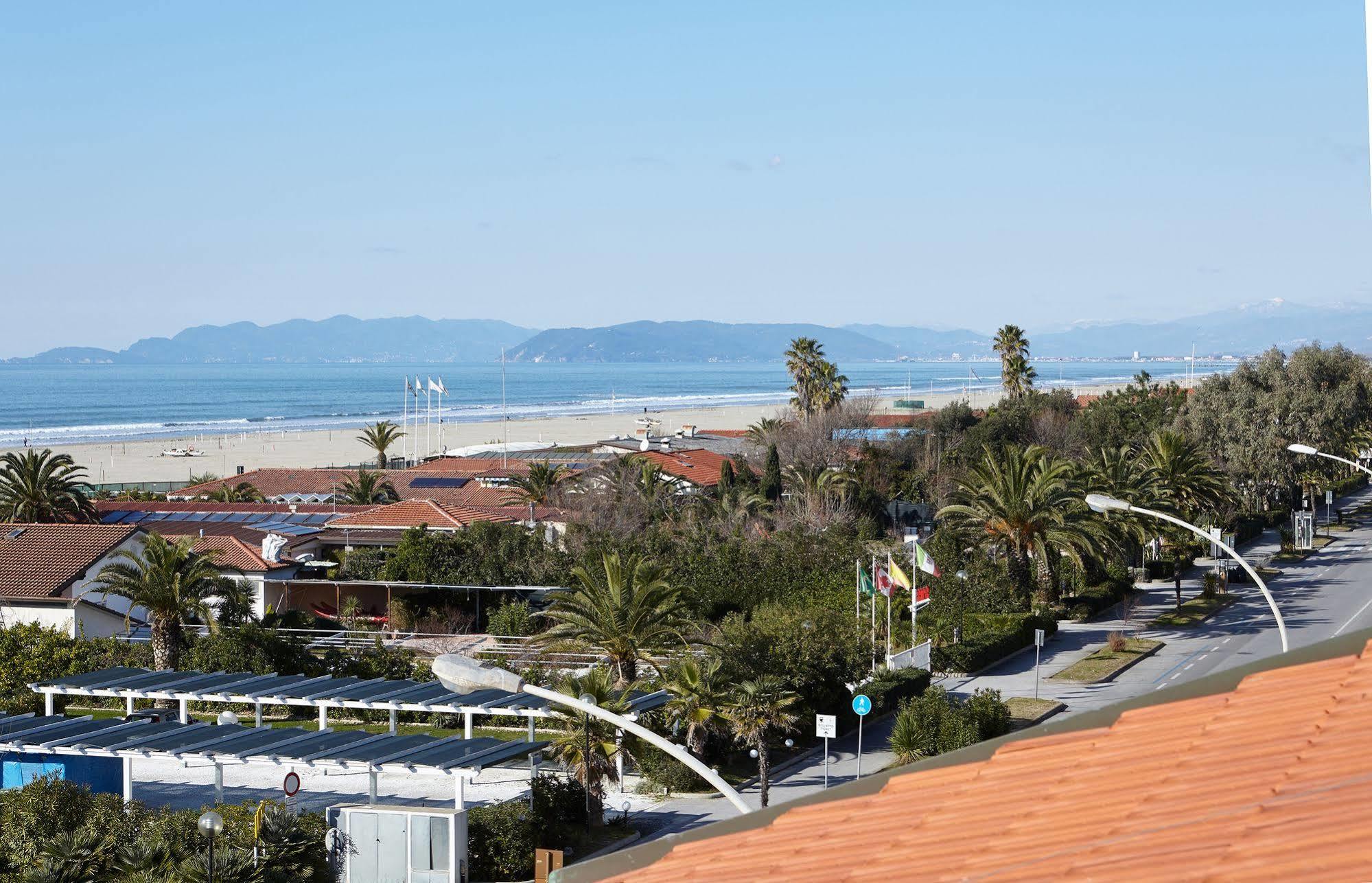 Hotel Mirage Marina di Pietrasanta Exterior photo